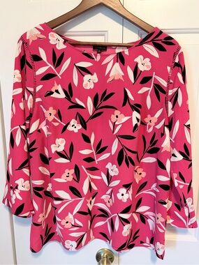 NWT Talbots XL Bright Pink Floral Boatneck Top